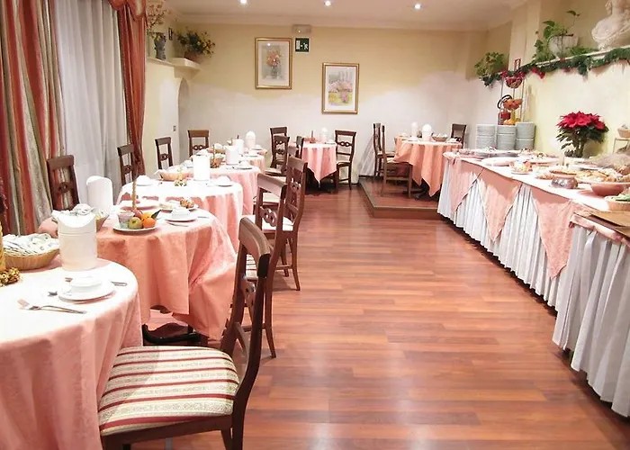 Отель The Republic 4*